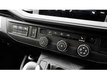 Volkswagen T32 Panel Van Highline LWB 150PS 2.0 TDI DSG