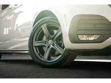 Volkswagen T32 Highline Kombi 5dr Diesel DSG FWD LWB Euro 6 (s/s) (150 ps)