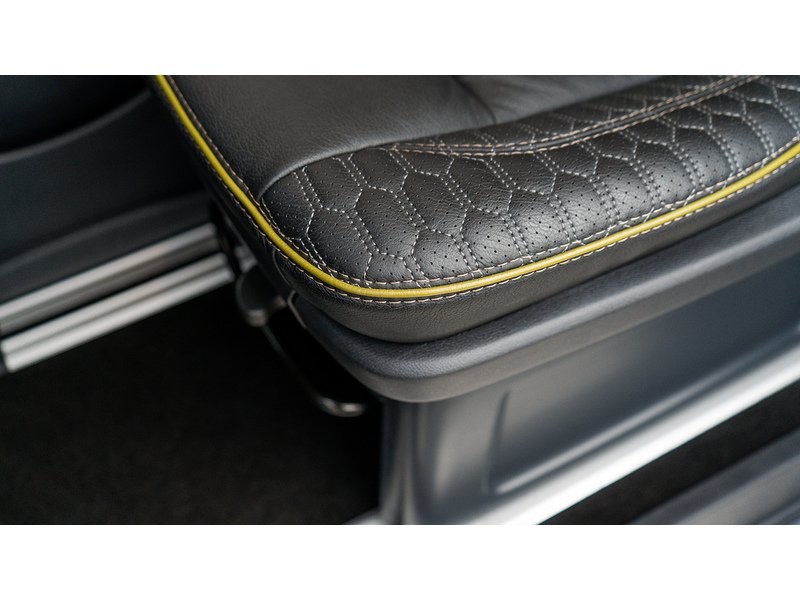 Volkswagen T30 Highline Panel Van 5dr Diesel DSG FWD LWB Euro 6 (s/s) (204 ps)