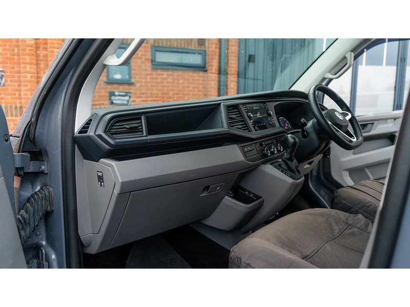 Volkswagen 2.0 TDI T32 Highline Kombi Double Cab 5dr Diesel DSG FWD SWB Euro 6 (s/s) (150 ps)