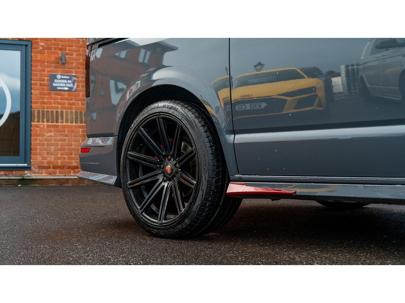 Volkswagen T32 Highline 2.0 5dr Combi Van Automatic Diesel