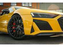 Audi 5.2 FSI V10 Performance Coupe 2dr Petrol S Tronic quattro Euro 6 (s/s) (620 ps)