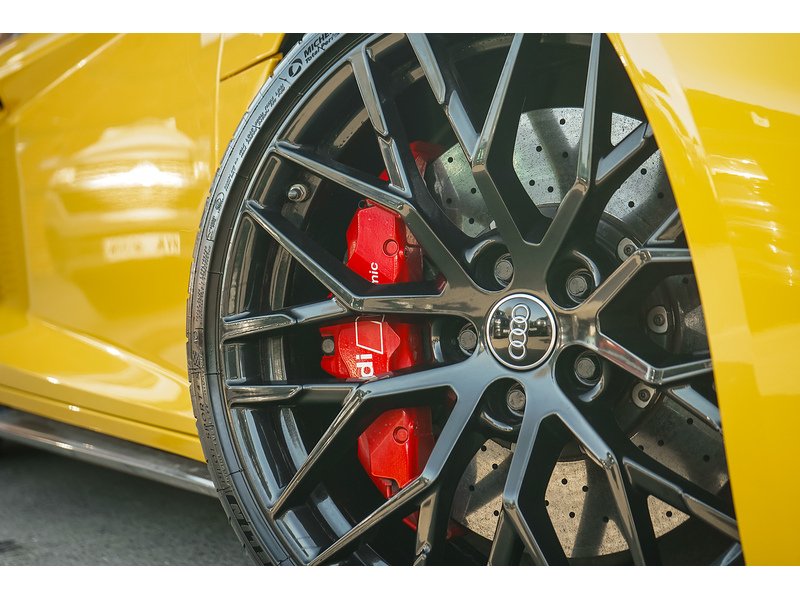 Audi 5.2 FSI V10 Performance Coupe 2dr Petrol S Tronic quattro Euro 6 (s/s) (620 ps)