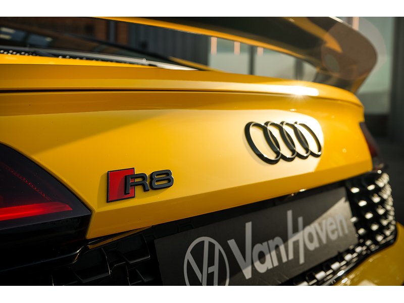 Audi 5.2 FSI V10 Performance Coupe 2dr Petrol S Tronic quattro Euro 6 (s/s) (620 ps)