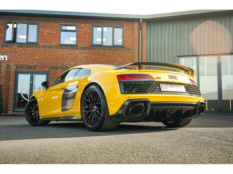 Audi 5.2 FSI V10 Performance Coupe 2dr Petrol S Tronic quattro Euro 6 (s/s) (620 ps)