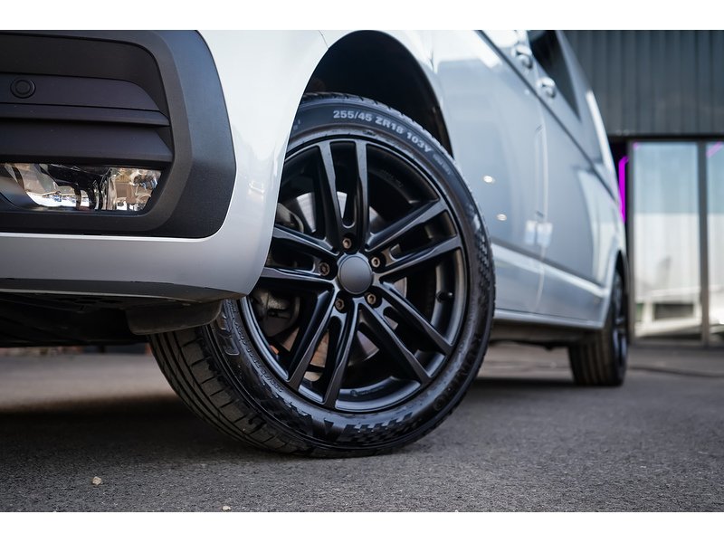 Volkswagen 2.0 BiTDI T32 Highline Kombi Double Cab 5dr Diesel DSG 4Motion LWB High Roof Euro 6 (s/s) (204 ps)