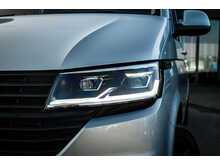 Volkswagen 2.0 BiTDI T32 Highline Kombi Double Cab 5dr Diesel DSG 4Motion LWB High Roof Euro 6 (s/s) (204 ps)