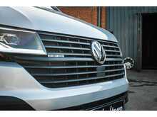 Volkswagen 2.0 BiTDI T32 Highline Kombi Double Cab 5dr Diesel DSG 4Motion LWB High Roof Euro 6 (s/s) (204 ps)
