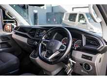 Volkswagen 2.0 BiTDI T32 Highline Kombi Double Cab 5dr Diesel DSG 4Motion LWB High Roof Euro 6 (s/s) (204 ps)