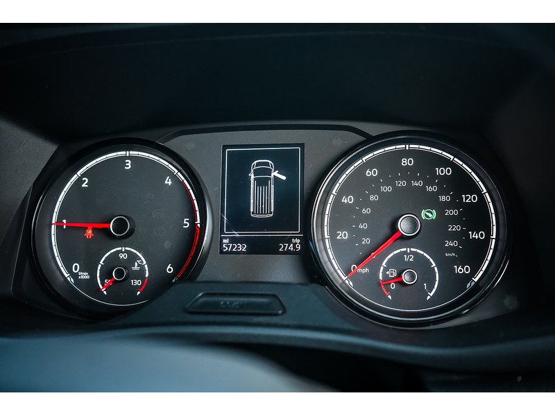 Volkswagen 2.0 BiTDI T32 Highline Kombi Double Cab 5dr Diesel DSG 4Motion LWB High Roof Euro 6 (s/s) (204 ps)