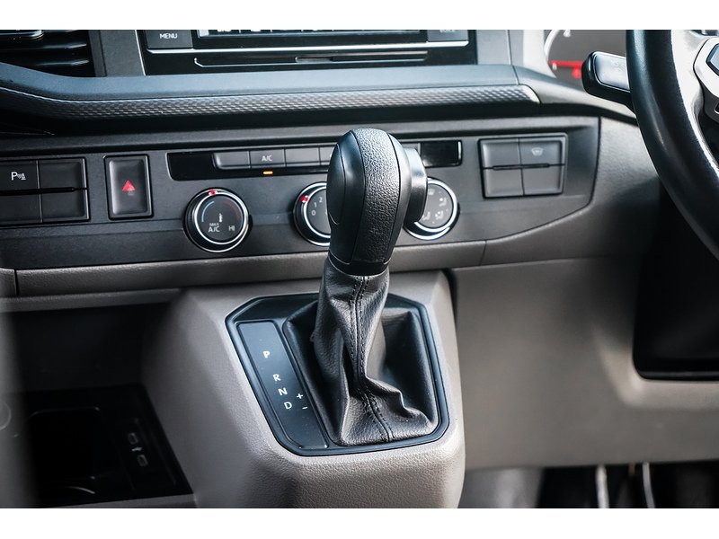 Volkswagen 2.0 BiTDI T32 Highline Kombi Double Cab 5dr Diesel DSG 4Motion LWB High Roof Euro 6 (s/s) (204 ps)