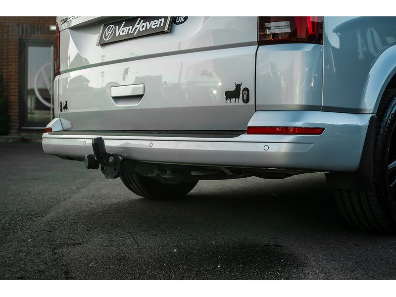 Volkswagen 2.0 BiTDI T32 Highline Kombi Double Cab 5dr Diesel DSG 4Motion LWB High Roof Euro 6 (s/s) (204 ps)