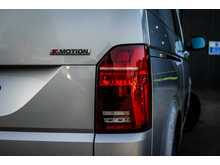 Volkswagen 2.0 BiTDI T32 Highline Kombi Double Cab 5dr Diesel DSG 4Motion LWB High Roof Euro 6 (s/s) (204 ps)