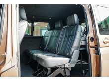 Volkswagen 2.0 TDI T32 Highline Kombi Double Cab 5dr Diesel DSG FWD SWB Euro 6 (s/s) (150 ps)