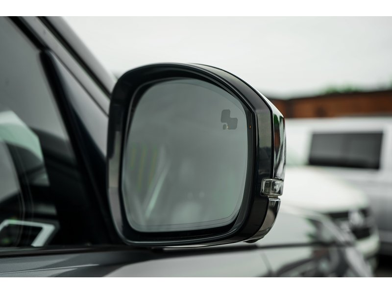Land Rover 3.0 SD V6 HSE Luxury SUV 5dr Diesel Auto 4WD Euro 6 (s/s) (306 ps)