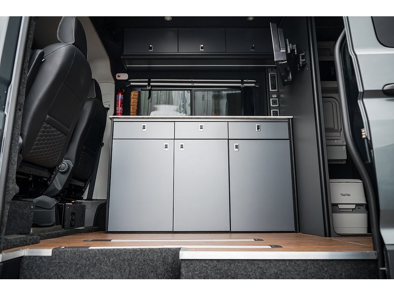 Volkswagen 2.0 TDI CR35 Trendline Panel Van 5dr Diesel Automatic 4Motion LWB High Roof Euro 6 (s/s) (177 ps)