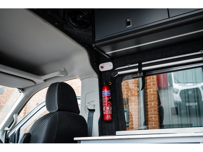 Volkswagen 2.0 TDI CR35 Trendline Panel Van 5dr Diesel Automatic 4Motion LWB High Roof Euro 6 (s/s) (177 ps)