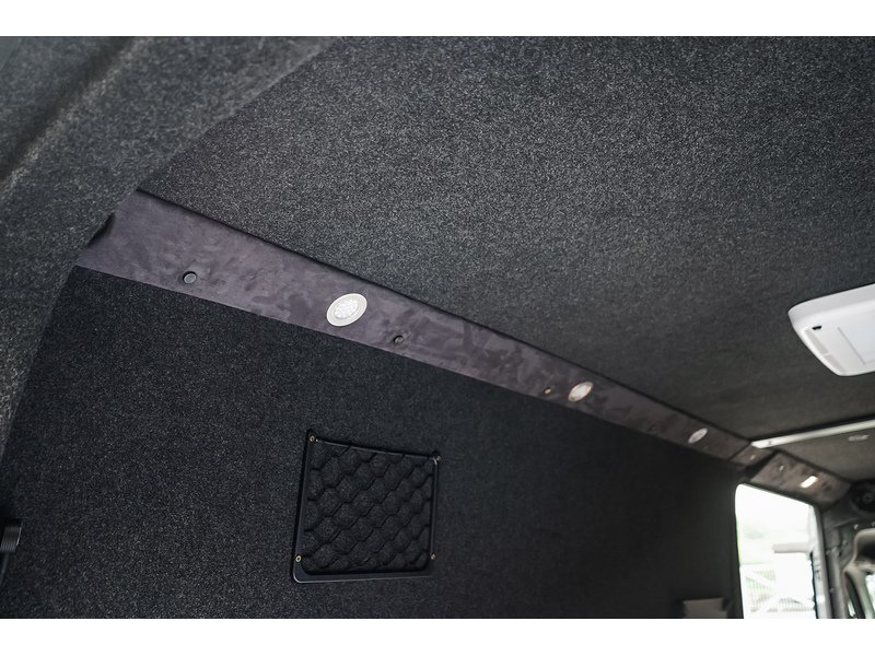 Volkswagen 2.0 TDI CR35 Trendline Panel Van 5dr Diesel Automatic 4Motion LWB High Roof Euro 6 (s/s) (177 ps)
