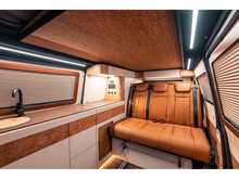 Volkswagen T32 Panel Van Highline LWB  204PS 2.0 TDI DSG 4Motion