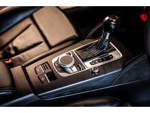 Audi 2.5 TFSI Sportback 5dr Petrol S Tronic quattro Euro 6 (s/s) (Nav) (367 ps)