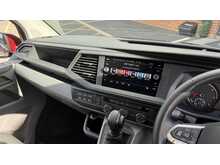 Volkswagen T32 Kombi Highline LWB 150PS 2.0 TDI DSG