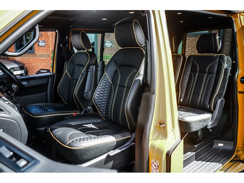 Volkswagen Transporter T32 Tdi Haven 6 TT Kombi Highline Bmt 2.0 5dr Van With Side Windows Semi Auto Diesel