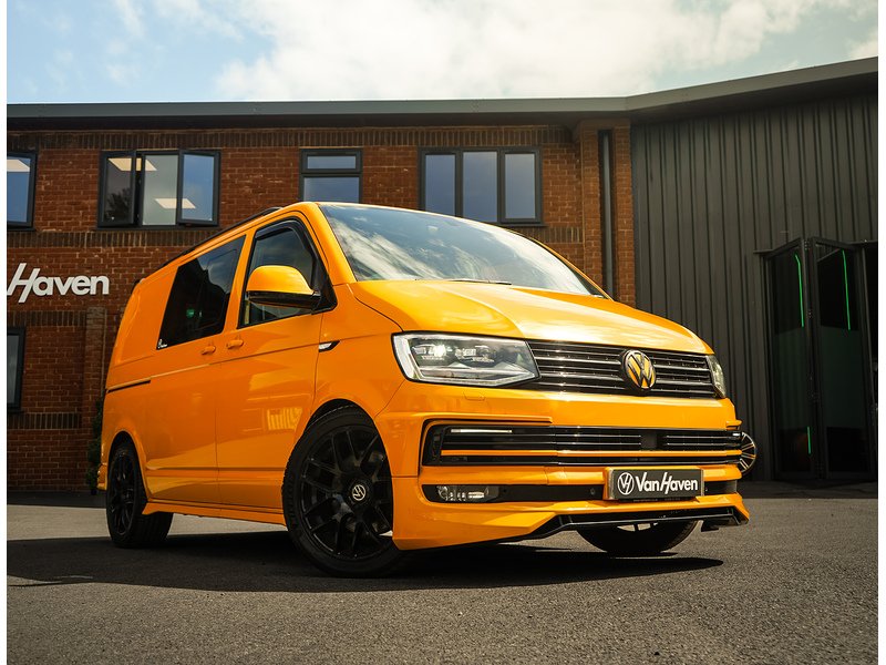 Volkswagen Transporter T32 Tdi Haven 6 TT Kombi Highline Bmt 2.0 5dr Van With Side Windows Semi Auto Diesel