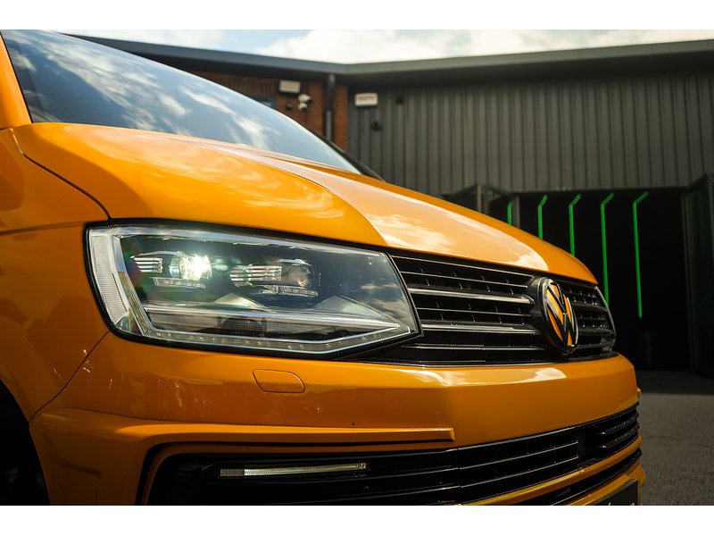 Volkswagen Transporter T32 Tdi Haven 6 TT Kombi Highline Bmt 2.0 5dr Van With Side Windows Semi Auto Diesel