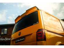 Volkswagen Transporter T32 Tdi Haven 6 TT Kombi Highline Bmt 2.0 5dr Van With Side Windows Semi Auto Diesel