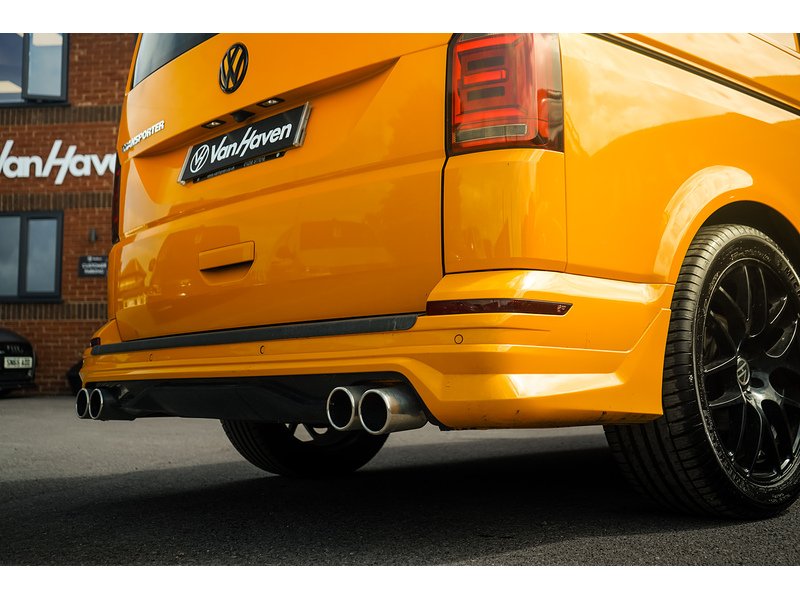 Volkswagen Transporter T32 Tdi Haven 6 TT Kombi Highline Bmt 2.0 5dr Van With Side Windows Semi Auto Diesel