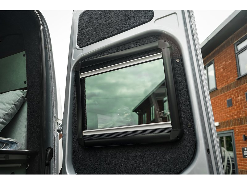 Mercedes-Benz 2.0 315 CDI PRO Panel Van 5dr Diesel G-Tronic RWD L3 H2 Euro 6 (s/s) (150 ps)