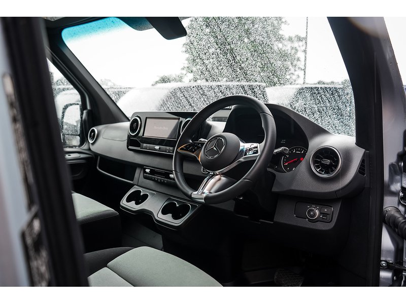 Mercedes-Benz 2.0 315 CDI PRO Panel Van 5dr Diesel G-Tronic RWD L3 H2 Euro 6 (s/s) (150 ps)