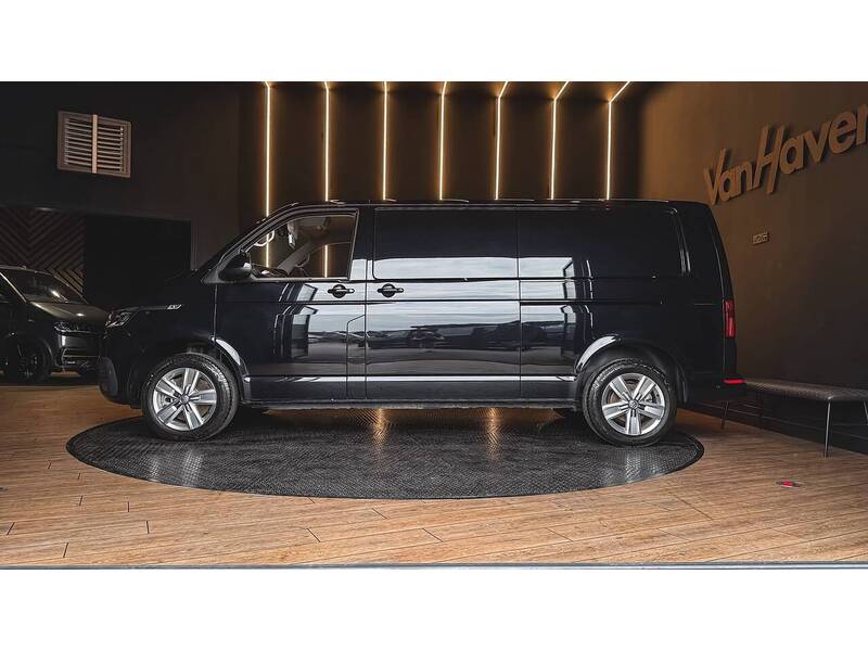 Volkswagen T32 Panel Van Highline LWB 204PS 2.0 TDI DSG 4MOTION