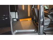 Volkswagen T32 Panel Van Highline LWB 204PS 2.0 TDI DSG 4MOTION