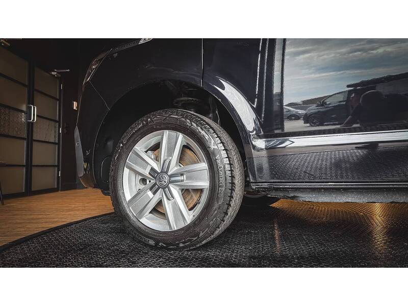 Volkswagen T32 Panel Van Highline LWB 204PS 2.0 TDI DSG 4MOTION