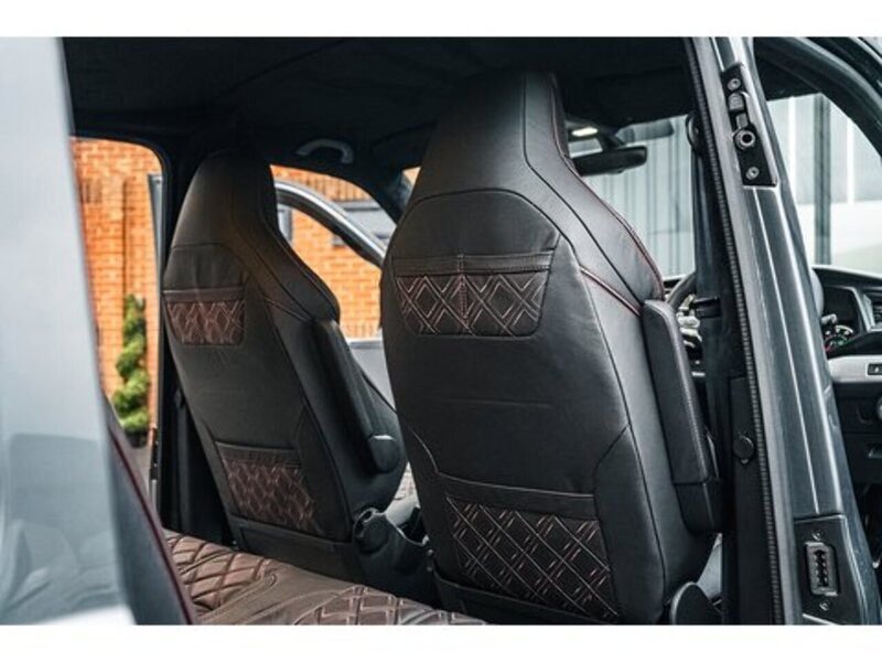 Volkswagen T30 Panel Van Highline LWB 150PS 2.0 TDI DSG