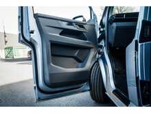 Volkswagen 2.0 BiTDI T32 Highline Kombi Double Cab 5dr Diesel DSG 4Motion LWB Euro 6 (s/s) (204 ps)
