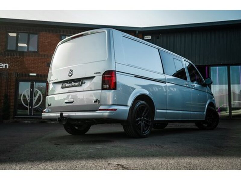 Volkswagen 2.0 BiTDI T32 Highline Kombi Double Cab 5dr Diesel DSG 4Motion LWB Euro 6 (s/s) (204 ps)