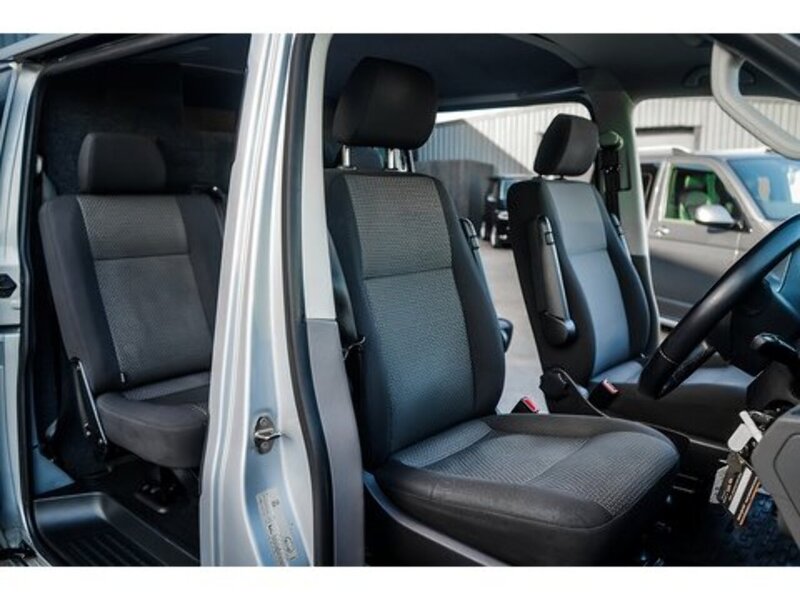 Volkswagen 2.0 BiTDI T32 Highline Kombi Double Cab 5dr Diesel DSG 4Motion LWB Euro 6 (s/s) (204 ps)