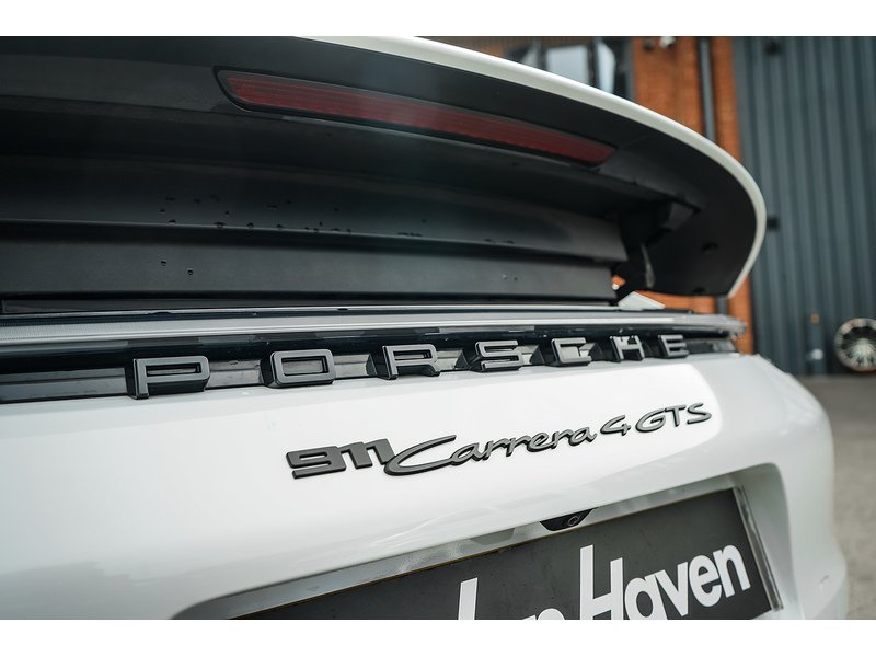 Porsche 3.0T 992 Carrera 4 GTS Coupe 2dr Petrol PDK 4WD Euro 6 (s/s) (480 ps)