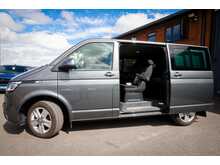 Volkswagen Volkswagen Transporter TDI T32 Highline Combi Van 2.0 Automatic Diesel