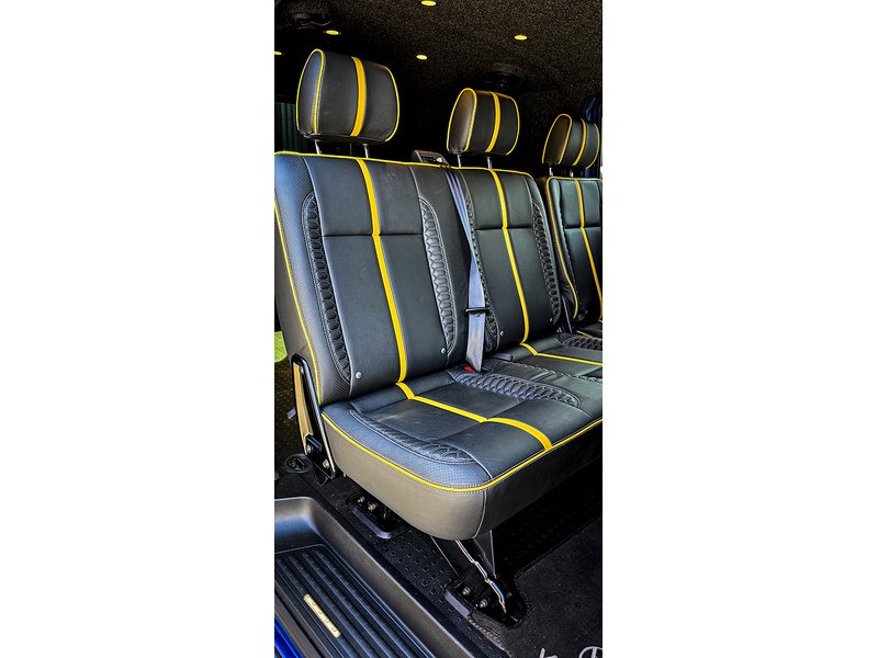 Volkswagen T32 Panel Van Highline LWB 204PS 2.0 TDI DSG
