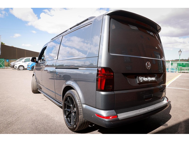 Volkswagen 2.0 BiTDI T32 Highline Panel Van 5dr Diesel DSG FWD LWB High Roof Euro 6 (s/s) (204 ps)