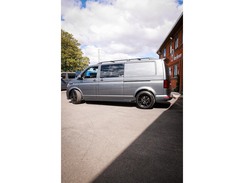 Volkswagen 2.0 BiTDI T32 Highline Panel Van 5dr Diesel DSG FWD LWB High Roof Euro 6 (s/s) (204 ps)