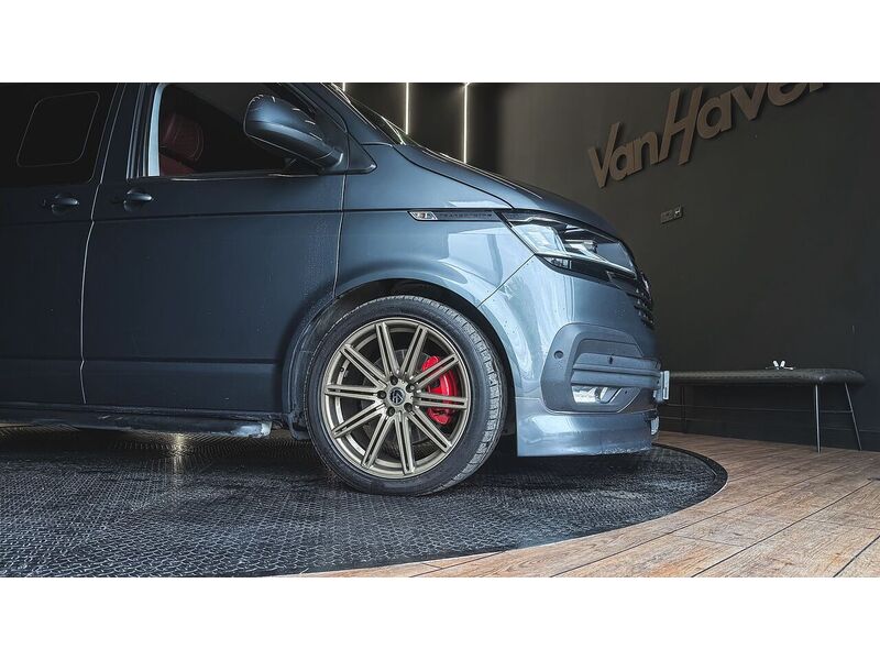 Volkswagen 2.0 BiTDI T32 Highline Panel Van 5dr Diesel DSG FWD SWB Euro 6 (s/s) (204 ps)