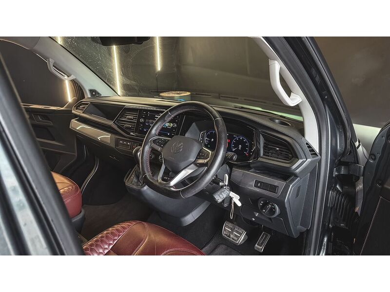 Volkswagen 2.0 BiTDI T32 Highline Panel Van 5dr Diesel DSG FWD SWB Euro 6 (s/s) (204 ps)