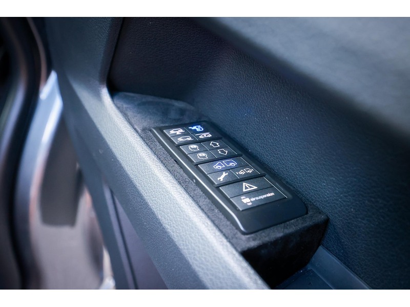 Volkswagen 2.0 BiTDI T32 Highline Panel Van 5dr Diesel DSG 4Motion LWB Euro 6 (s/s) (204 ps)