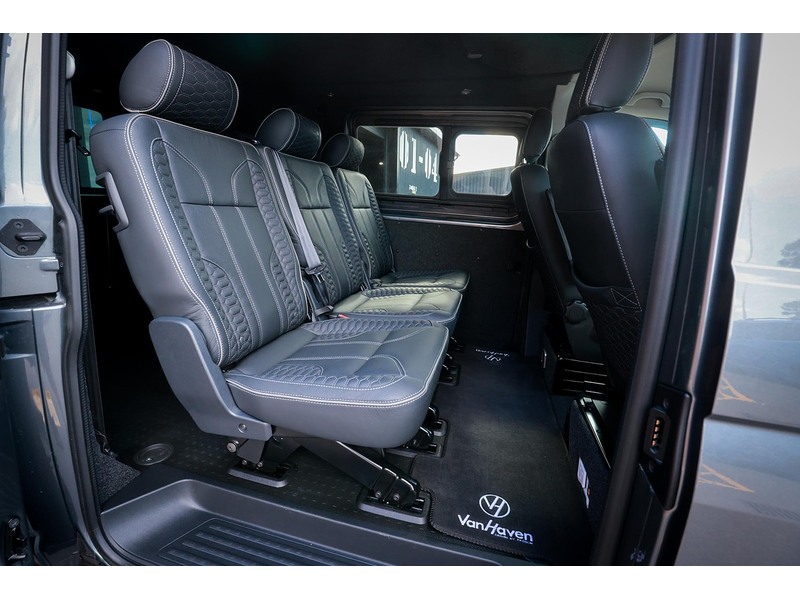Volkswagen 2.0 BiTDI T32 Highline Panel Van 5dr Diesel DSG 4Motion LWB Euro 6 (s/s) (204 ps)