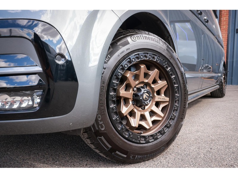 Volkswagen 2.0 BiTDI T32 Highline Panel Van 5dr Diesel DSG 4Motion LWB Euro 6 (s/s) (204 ps)