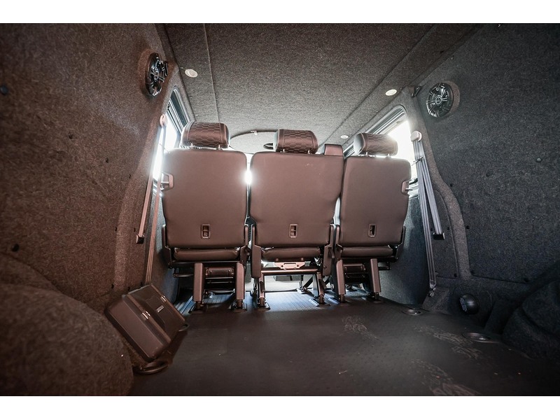 Volkswagen 2.0 BiTDI T32 Highline Panel Van 5dr Diesel DSG 4Motion LWB Euro 6 (s/s) (204 ps)